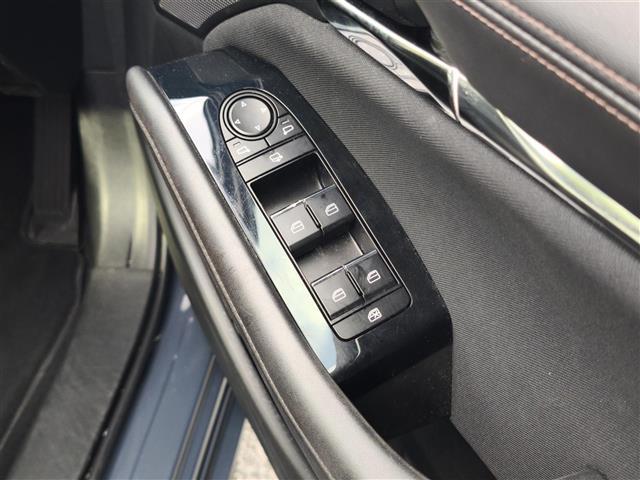 ＭＡＺＤＡ３ファストバック ＸＤプロアクティブ　ツーリングセレクション　純ナビ／Ｂカメラ／レーダークルコン／スマートブレーキサポート／ドライバーアテンションアラート／車線逸脱警報システム／ディスタンス＆スピードアラート／レーンキープ／ＢＳＭ／ＲＳＡ／シートヒーター／ＥＴＣ（36枚目）