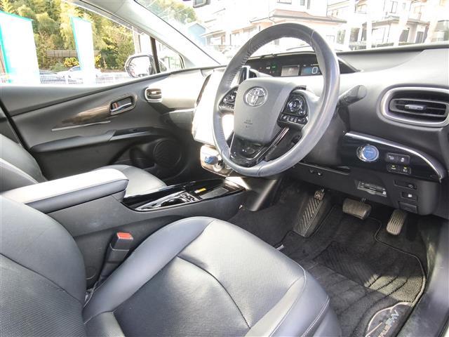 プリウスPHV Aプレミアムナビパッケージ モデリスタエアロ/モデリスタ18インチAW/充電プラグ車載/置くだけ充電/11.6インチT-Connectナビゲーションシステム/パノラミックビューモニター/LDA/BSM/HUD/ETC/ドラレコ(14枚目)