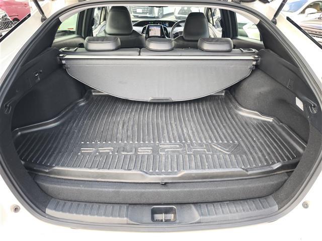 プリウスPHV Aプレミアムナビパッケージ モデリスタエアロ/モデリスタ18インチAW/充電プラグ車載/置くだけ充電/11.6インチT-Connectナビゲーションシステム/パノラミックビューモニター/LDA/BSM/HUD/ETC/ドラレコ(18枚目)