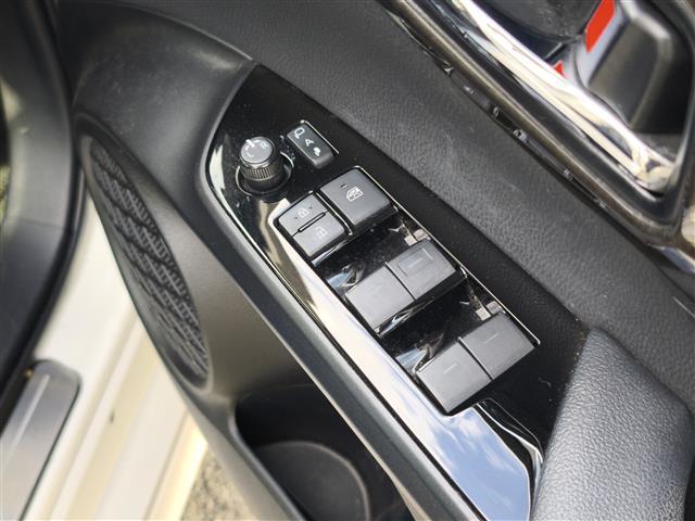 プリウスPHV Aプレミアムナビパッケージ モデリスタエアロ/モデリスタ18インチAW/充電プラグ車載/置くだけ充電/11.6インチT-Connectナビゲーションシステム/パノラミックビューモニター/LDA/BSM/HUD/ETC/ドラレコ(36枚目)