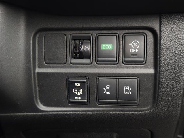 セレナ ハイウェイスター ワンオーナー/純正ナビ/後席モニター/両側パワースライドドア/オートパーキング/ビークルダイナミクスコントロール/デュアルエアコン/純正15インチアルミホイール/ドライブレコーダー/LEDライト(21枚目)