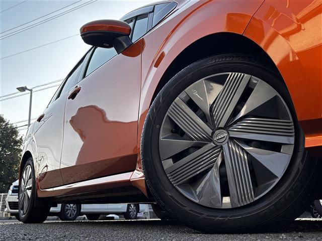 ノート X 純正ナビ/バックカメラ/エマージェンシブレーキ/車線逸脱警報/駐車支援/コーナーセンサー/オートハイビーム/オートLEDライト/フォグライト/純正ドライブレコーダー/ETC/フルセグTV(8枚目)