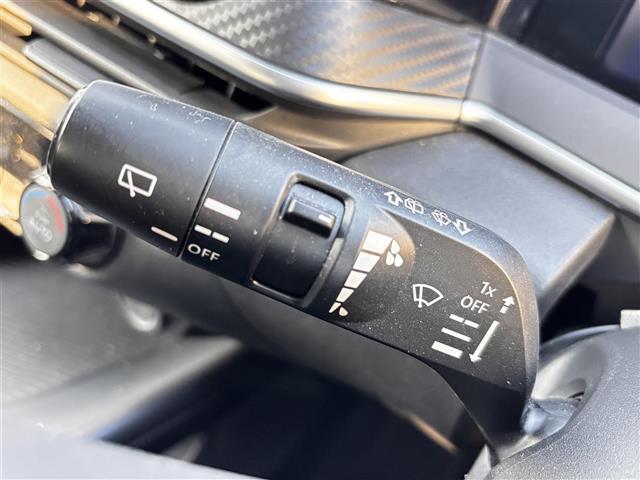 ノート X 純正ナビ/バックカメラ/エマージェンシブレーキ/車線逸脱警報/駐車支援/コーナーセンサー/オートハイビーム/オートLEDライト/フォグライト/純正ドライブレコーダー/ETC/フルセグTV(22枚目)