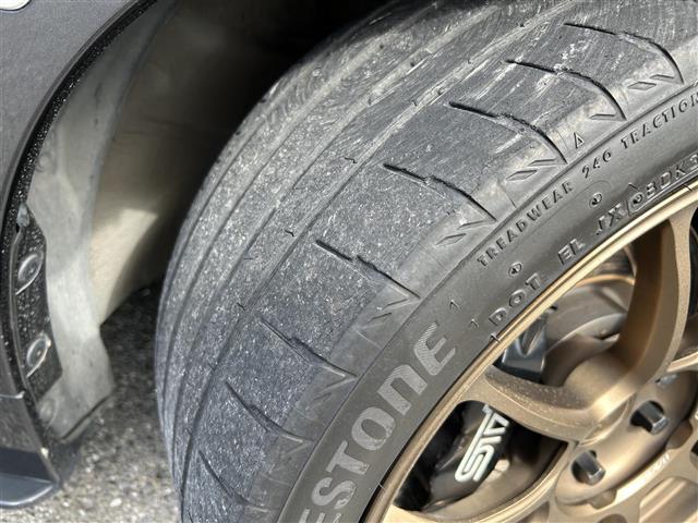 ＷＲＸ ＳＴＩ ＳＴＩ　ワンオーナー　禁煙　６ＭＴ　ＳＴｉエアロキット　スタイリッシュＰＫＧ　ＲＡＹＳ鍛造１８インチ　ＨＫＳマフラー　オーリンズ車高調　ＲＥＣＡＲＯシート　リアウイング　ＯＰナビＴＶ　１年毎ディーラー記録簿（12枚目）