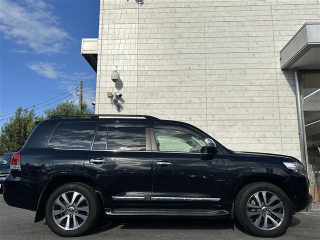 ランドクルーザー ZX ワンオーナー 禁煙 後期 メーカーナビ マルチテレインモニター OPパワーバックドア OPルーフレール BSM レザー シートヒーター/クーラー 追従クルコン 衝突軽減 レーンキープ LEDライト(9枚目)