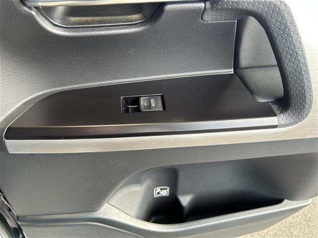 ランドクルーザー ZX ワンオーナー 禁煙 後期 メーカーナビ マルチテレインモニター OPパワーバックドア OPルーフレール BSM レザー シートヒーター/クーラー 追従クルコン 衝突軽減 レーンキープ LEDライト(26枚目)