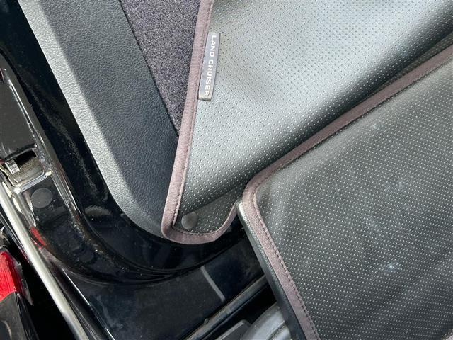 ランドクルーザー ZX ワンオーナー 禁煙 後期 メーカーナビ マルチテレインモニター OPパワーバックドア OPルーフレール BSM レザー シートヒーター/クーラー 追従クルコン 衝突軽減 レーンキープ LEDライト(36枚目)