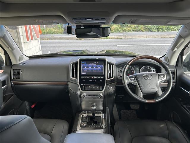 ランドクルーザー ZX ワンオーナー 禁煙 後期 メーカーナビ マルチテレインモニター OPパワーバックドア OPルーフレール BSM レザー シートヒーター/クーラー 追従クルコン 衝突軽減 レーンキープ LEDライト(42枚目)