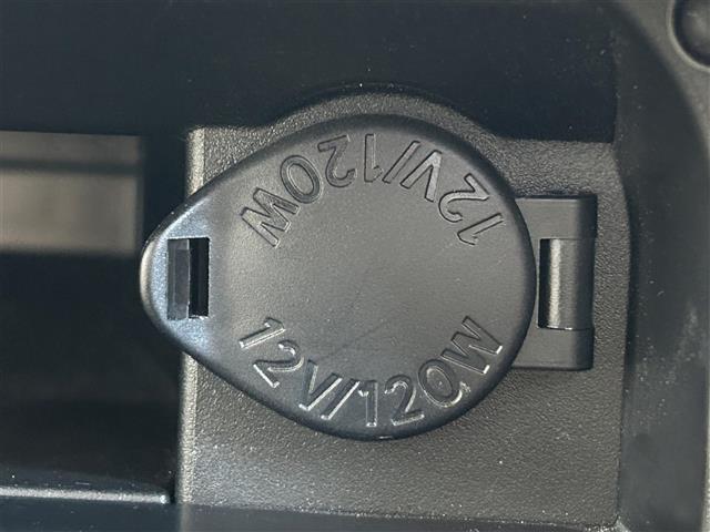 ランドクルーザー ＡＸ　Ｇセレクション　後期・禁煙・メーカーナビ・パノラミックビュー・ベージュレザー・シートヒーター・ステアリングヒーター・ウッドコンビステア・衝突軽減・追従クルコン・クロールコントロール・センターデフロック・ＬＥＤライト（22枚目）