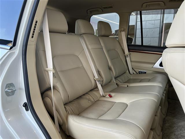 ランドクルーザー ＡＸ　Ｇセレクション　後期・禁煙・メーカーナビ・パノラミックビュー・ベージュレザー・シートヒーター・ステアリングヒーター・ウッドコンビステア・衝突軽減・追従クルコン・クロールコントロール・センターデフロック・ＬＥＤライト（27枚目）