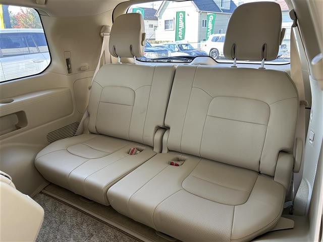 ランドクルーザー ＡＸ　Ｇセレクション　後期・禁煙・メーカーナビ・パノラミックビュー・ベージュレザー・シートヒーター・ステアリングヒーター・ウッドコンビステア・衝突軽減・追従クルコン・クロールコントロール・センターデフロック・ＬＥＤライト（31枚目）