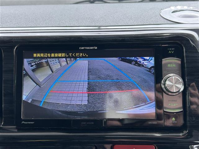 ハイエースワゴン GL 禁煙 4WD ベッドキット フローリングフロア ZERO break16インチ グッドイヤータイヤ ナビTV 後席モニター 電動スライド 黒木目インテリア コンビステア クリフォードセキュリティ(11枚目)