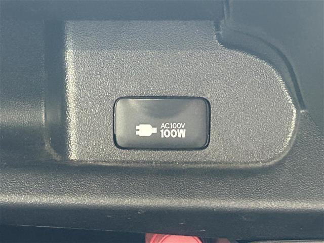 ハイエースワゴン GL 禁煙 4WD ベッドキット フローリングフロア ZERO break16インチ グッドイヤータイヤ ナビTV 後席モニター 電動スライド 黒木目インテリア コンビステア クリフォードセキュリティ(19枚目)