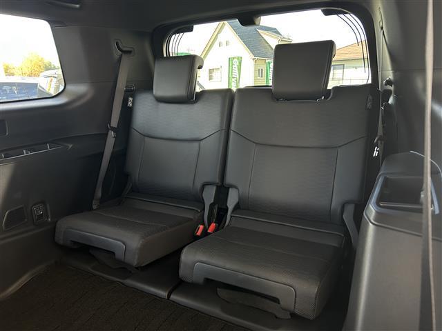 ランドクルーザー250 VX ワンオーナー・禁煙・モデリスタPKG・角目LED・モデリスタPKG・サンルーフ・レザー・シートヒーター/クーラー・パノラミックビュー・パワーバックドア・デジタルミラー・コーナーセンサー・ルーフレール(33枚目)