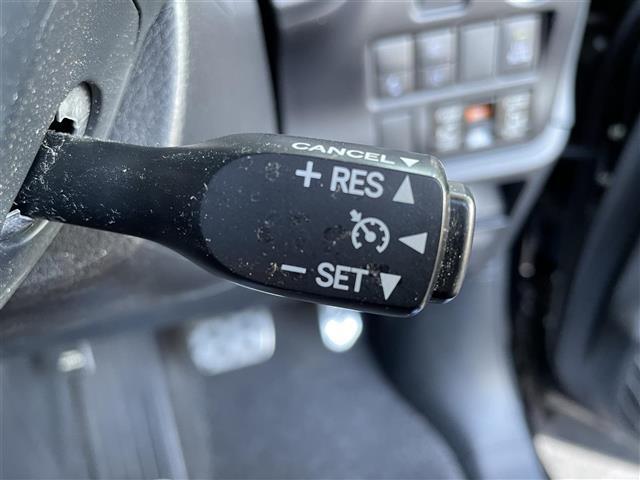 ヴォクシー ＺＳ　ＧＲスポーツ　ワンオーナー　禁煙　９型ナビＴＶ　プリクラッシュセーフティ　レーンキープ　両側電動ドア　バックドアイージークローズ　専用１８インチアルミ　ＬＥＤライト　オートハイビーム　専用ハーフレザーシート（19枚目）