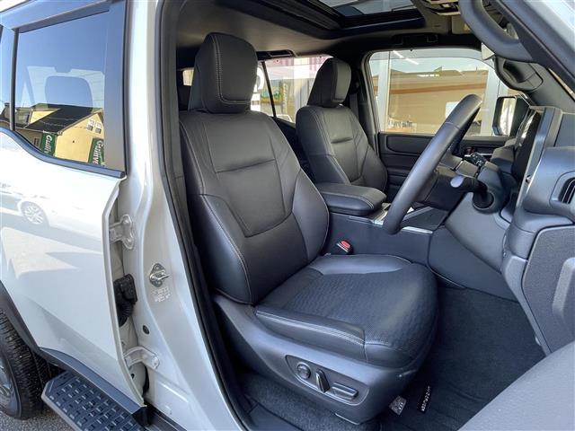 ランドクルーザー250 VX ワンオーナー 禁煙 OP丸目LEDライト ZX20インチアルミ サンルーフ 黒レザー シートヒーター/クーラー パワーバックドア パノラミックビューモニター デジタルミラー 衝突軽減 追従クルコン(27枚目)