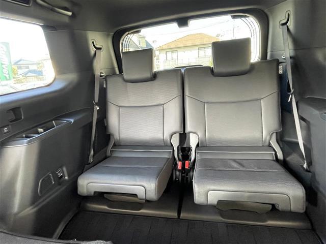 ランドクルーザー250 VX ワンオーナー 禁煙 OP丸目LEDライト ZX20インチアルミ サンルーフ 黒レザー シートヒーター/クーラー パワーバックドア パノラミックビューモニター デジタルミラー 衝突軽減 追従クルコン(31枚目)