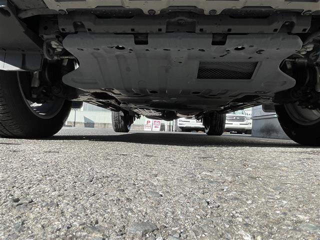 ランドクルーザー250 VX ワンオーナー 禁煙 OP丸目LEDライト ZX20インチアルミ サンルーフ 黒レザー シートヒーター/クーラー パワーバックドア パノラミックビューモニター デジタルミラー 衝突軽減 追従クルコン(35枚目)