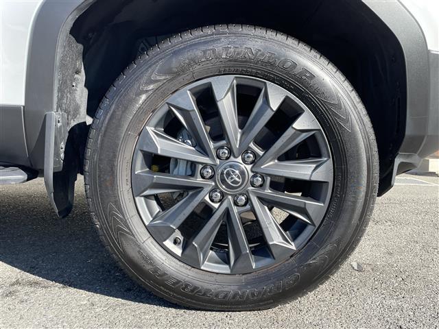 ランドクルーザー250 VX ワンオーナー 禁煙 OP丸目LEDライト ZX20インチアルミ サンルーフ 黒レザー シートヒーター/クーラー パワーバックドア パノラミックビューモニター デジタルミラー 衝突軽減 追従クルコン(40枚目)