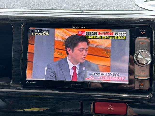 ハイエースワゴン ＧＬ　１オナ　禁煙　４ＷＤ　ベッドキット　フローリングフロア　ＺＥＲＯ　ｂｒｅａｋ１６インチ　グッドイヤータイヤ　ナビ　後席モニター　電動スライド　黒木目インテリア　コンビステア　クリフォードセキュリティ（19枚目）