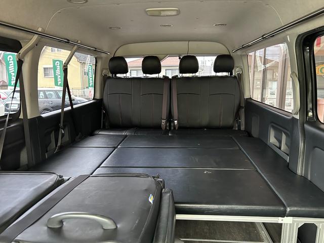 ハイエースワゴン ＧＬ　１オナ　禁煙　４ＷＤ　ベッドキット　フローリングフロア　ＺＥＲＯ　ｂｒｅａｋ１６インチ　グッドイヤータイヤ　ナビ　後席モニター　電動スライド　黒木目インテリア　コンビステア　クリフォードセキュリティ（37枚目）