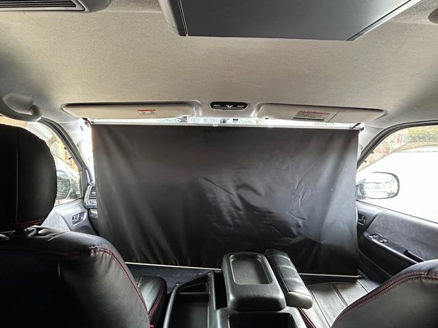 ハイエースワゴン ＧＬ　１オナ　禁煙　４ＷＤ　ベッドキット　フローリングフロア　ＺＥＲＯ　ｂｒｅａｋ１６インチ　グッドイヤータイヤ　ナビ　後席モニター　電動スライド　黒木目インテリア　コンビステア　クリフォードセキュリティ（39枚目）