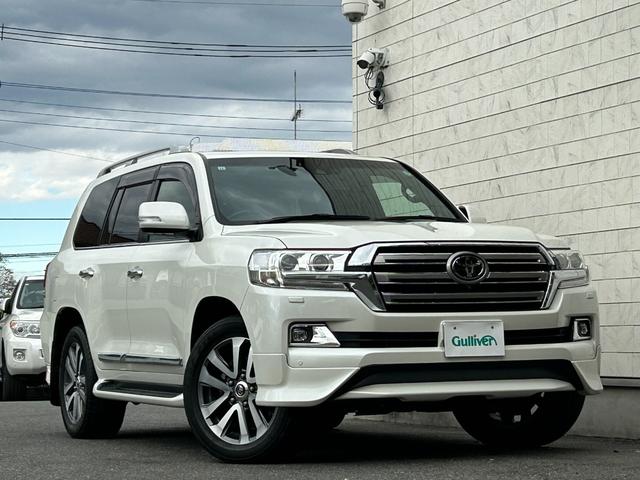 ランドクルーザー ZX 後期 禁煙 純正エアロキット メーカーナビ 後席モニタ 後期・禁煙・純正エアロキット・メーカーナビ・パノラミックビューモニター・後席モニター・ブラインドスポット・サンルーフ・レザー・シートヒーター/クーラー・ステアヒーター・衝突軽減・追従クルコン(4枚目)