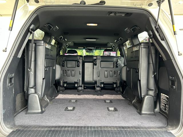 ランドクルーザー ZX 後期 禁煙 純正エアロキット メーカーナビ 後席モニタ 後期・禁煙・純正エアロキット・メーカーナビ・パノラミックビューモニター・後席モニター・ブラインドスポット・サンルーフ・レザー・シートヒーター/クーラー・ステアヒーター・衝突軽減・追従クルコン(47枚目)