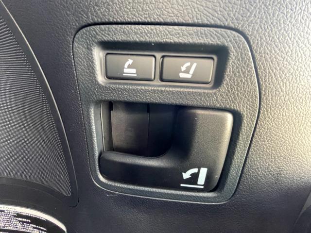 ランドクルーザー ZX G-フロンティア 後期 禁煙 モデリスタエアロ 後席M 特別仕様車・後期・禁煙・車検2年・モデリスタエアロ・メーカーナビ/後席モニター・クールBOX・ルーフレール・パノラミックビュー・ブラインドスポット・センターデフロック・衝突軽減・追従クルコン(47枚目)