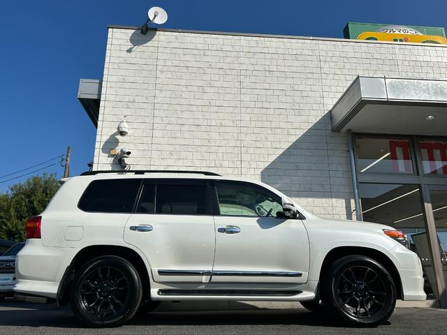 ランドクルーザー ＺＸ　中期　禁煙　モデリスタエアロキット　ＪＡＯＳ２０インチ　中期・禁煙車・車検Ｒ９年６月・モデリスタエアロキット・ＪＡＯＳ２０インチ・ガナドールマフラー・レーダークルコン・ナビ／後席モニター／ルーフレール・サンルーフ・レザー・シートヒーター／クーラー（7枚目）