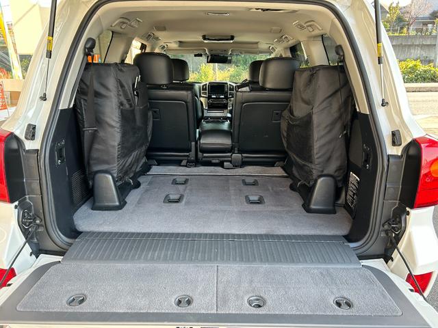 ランドクルーザー ＺＸ　中期　禁煙　モデリスタエアロキット　ＪＡＯＳ２０インチ　中期・禁煙車・車検Ｒ９年６月・モデリスタエアロキット・ＪＡＯＳ２０インチ・ガナドールマフラー・レーダークルコン・ナビ／後席モニター／ルーフレール・サンルーフ・レザー・シートヒーター／クーラー（42枚目）