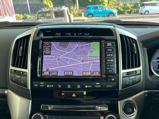 ランドクルーザー ＺＸ　禁煙　純正エアロキット　ＷＯＲＫ２４インチ　後席モニタ　禁煙車／純正エアロキット・ＷＯＲＫ２４インチ・ガナドールマフラー・ＯＰナビＴＶ／後席モニター／パノラミックビュー／プリクラッシュセーフティ／レーダークルーズ／パワーバックドア／ＳＯＲＥＸヒッチメンバー（16枚目）
