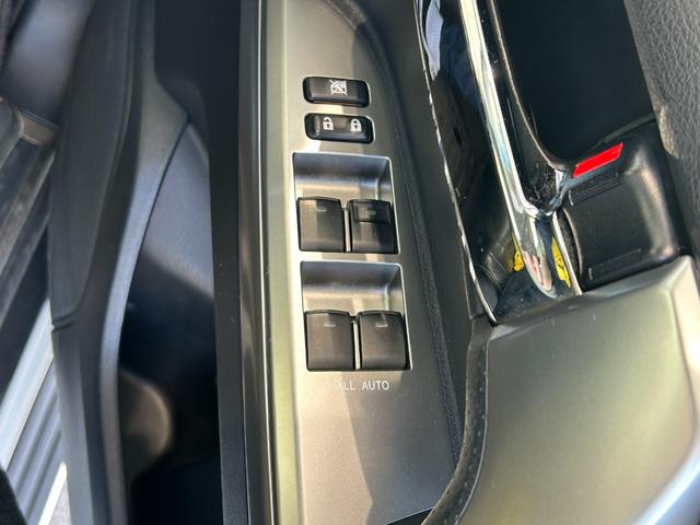 ランドクルーザー ＺＸ　禁煙　純正エアロキット　ＷＯＲＫ２４インチ　後席モニタ　禁煙車／純正エアロキット・ＷＯＲＫ２４インチ・ガナドールマフラー・ＯＰナビＴＶ／後席モニター／パノラミックビュー／プリクラッシュセーフティ／レーダークルーズ／パワーバックドア／ＳＯＲＥＸヒッチメンバー（34枚目）