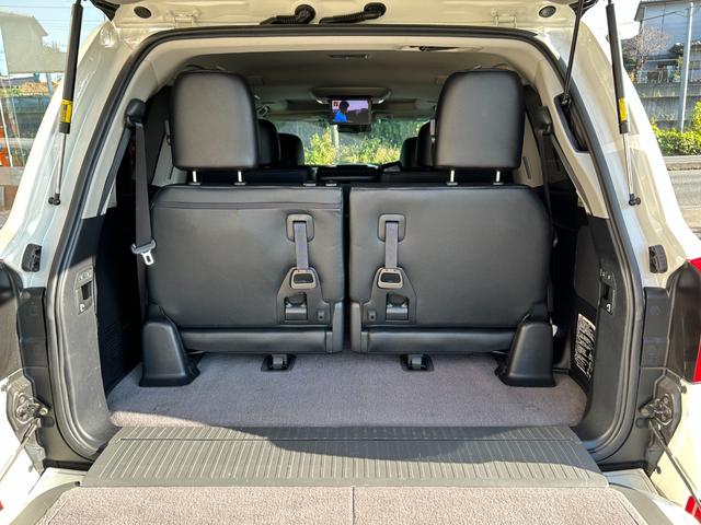 ランドクルーザー ＺＸ　禁煙　純正エアロキット　ＷＯＲＫ２４インチ　後席モニタ　禁煙車／純正エアロキット・ＷＯＲＫ２４インチ・ガナドールマフラー・ＯＰナビＴＶ／後席モニター／パノラミックビュー／プリクラッシュセーフティ／レーダークルーズ／パワーバックドア／ＳＯＲＥＸヒッチメンバー（45枚目）