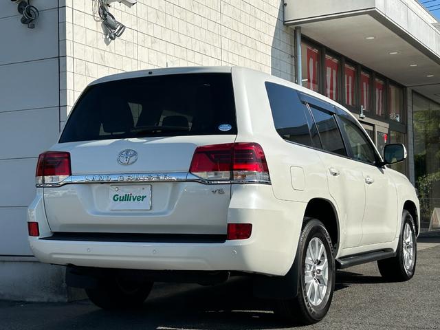 ランドクルーザー AX Gセレクション 後期 禁煙 メーカーナビ ベージュ革 後期・禁煙・メーカーナビ・パノラミックビュー・ベージュレザー・シートヒーター・ステアリングヒーター・ウッドコンビステア・衝突軽減・追従クルコン・クロールコントロール・センターデフロック・LEDライト(6枚目)