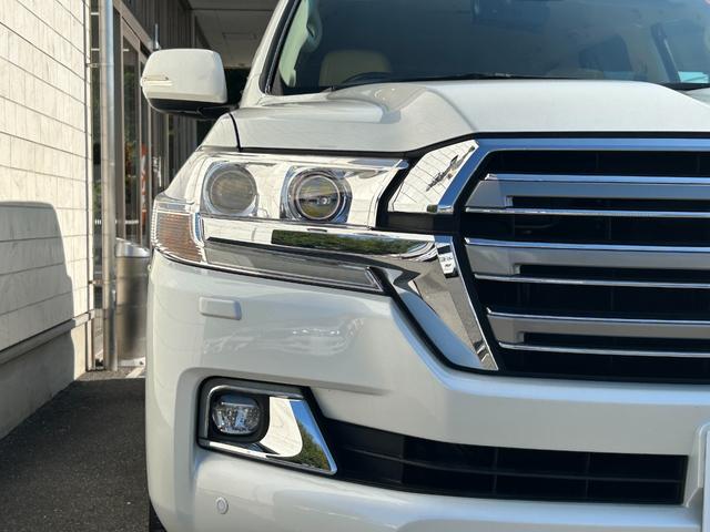 ランドクルーザー AX Gセレクション 後期 禁煙 メーカーナビ ベージュ革 後期・禁煙・メーカーナビ・パノラミックビュー・ベージュレザー・シートヒーター・ステアリングヒーター・ウッドコンビステア・衝突軽減・追従クルコン・クロールコントロール・センターデフロック・LEDライト(11枚目)