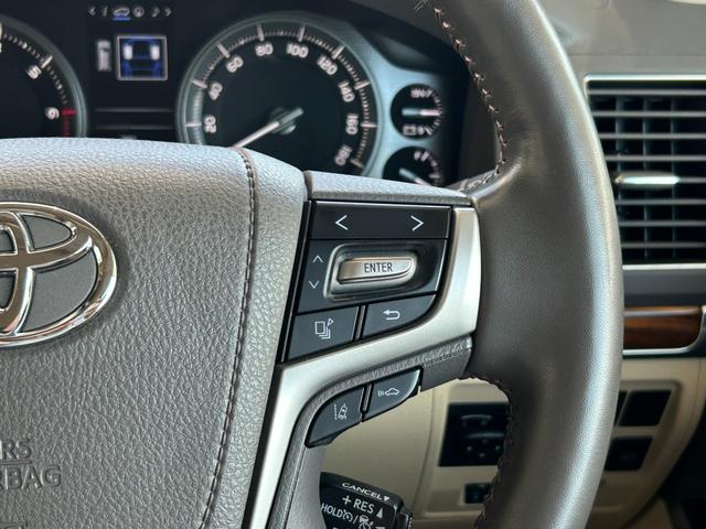 ランドクルーザー AX Gセレクション 後期 禁煙 メーカーナビ ベージュ革 後期・禁煙・メーカーナビ・パノラミックビュー・ベージュレザー・シートヒーター・ステアリングヒーター・ウッドコンビステア・衝突軽減・追従クルコン・クロールコントロール・センターデフロック・LEDライト(28枚目)