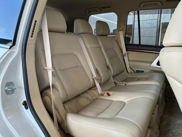 ランドクルーザー AX Gセレクション 後期 禁煙 メーカーナビ ベージュ革 後期・禁煙・メーカーナビ・パノラミックビュー・ベージュレザー・シートヒーター・ステアリングヒーター・ウッドコンビステア・衝突軽減・追従クルコン・クロールコントロール・センターデフロック・LEDライト(38枚目)