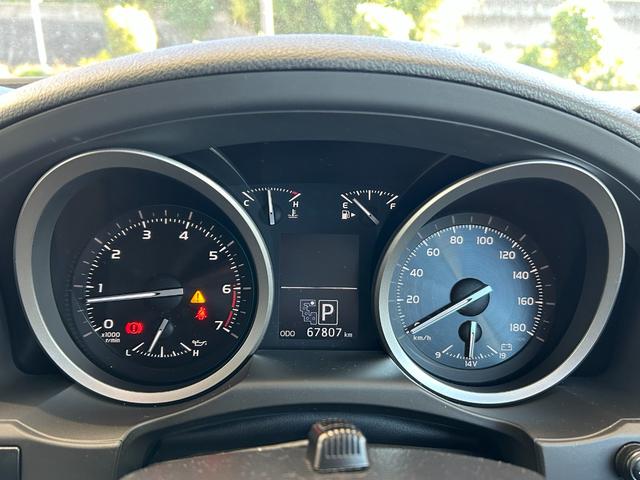 ランドクルーザー ＡＸ　中期　ＯＰサンルーフ　２２インチアルミ　エアロキット　ワンオーナー・中期・禁煙・ＯＰサンルーフ・ＯＰルーフレール・ＵＬＴＲＡモータースポーツ２２インチ・エルフォードエアロキット・モデリスタリアスポイラー・ＥＣＬＩＰＳＥナビ・ＡＬＰＩＮＥ後席モニター（14枚目）