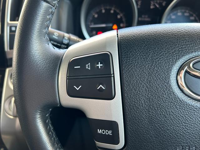 ランドクルーザー ＡＸ　中期　ＯＰサンルーフ　２２インチアルミ　エアロキット　ワンオーナー・中期・禁煙・ＯＰサンルーフ・ＯＰルーフレール・ＵＬＴＲＡモータースポーツ２２インチ・エルフォードエアロキット・モデリスタリアスポイラー・ＥＣＬＩＰＳＥナビ・ＡＬＰＩＮＥ後席モニター（22枚目）