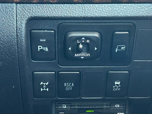 ランドクルーザー ＡＸ　中期　ＯＰサンルーフ　２２インチアルミ　エアロキット　ワンオーナー・中期・禁煙・ＯＰサンルーフ・ＯＰルーフレール・ＵＬＴＲＡモータースポーツ２２インチ・エルフォードエアロキット・モデリスタリアスポイラー・ＥＣＬＩＰＳＥナビ・ＡＬＰＩＮＥ後席モニター（26枚目）