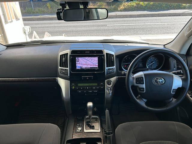 ランドクルーザー ＡＸ　中期　ＯＰサンルーフ　２２インチアルミ　エアロキット　ワンオーナー・中期・禁煙・ＯＰサンルーフ・ＯＰルーフレール・ＵＬＴＲＡモータースポーツ２２インチ・エルフォードエアロキット・モデリスタリアスポイラー・ＥＣＬＩＰＳＥナビ・ＡＬＰＩＮＥ後席モニター（39枚目）