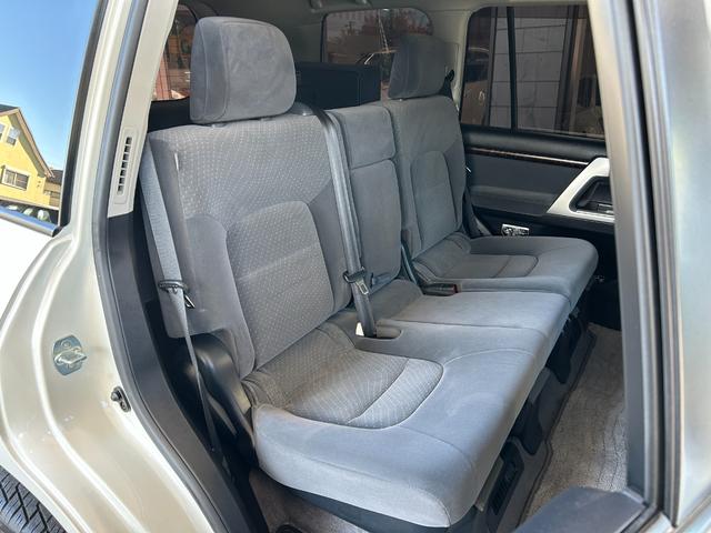 ランドクルーザー ＡＸ　中期　ＯＰサンルーフ　２２インチアルミ　エアロキット　ワンオーナー・中期・禁煙・ＯＰサンルーフ・ＯＰルーフレール・ＵＬＴＲＡモータースポーツ２２インチ・エルフォードエアロキット・モデリスタリアスポイラー・ＥＣＬＩＰＳＥナビ・ＡＬＰＩＮＥ後席モニター（41枚目）