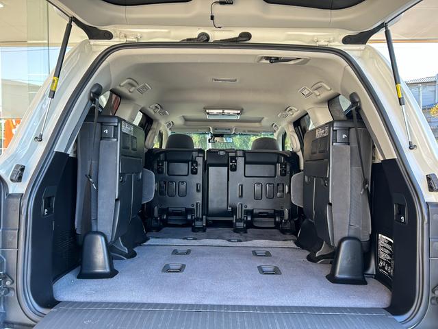 ランドクルーザー ＡＸ　中期　ＯＰサンルーフ　２２インチアルミ　エアロキット　ワンオーナー・中期・禁煙・ＯＰサンルーフ・ＯＰルーフレール・ＵＬＴＲＡモータースポーツ２２インチ・エルフォードエアロキット・モデリスタリアスポイラー・ＥＣＬＩＰＳＥナビ・ＡＬＰＩＮＥ後席モニター（47枚目）