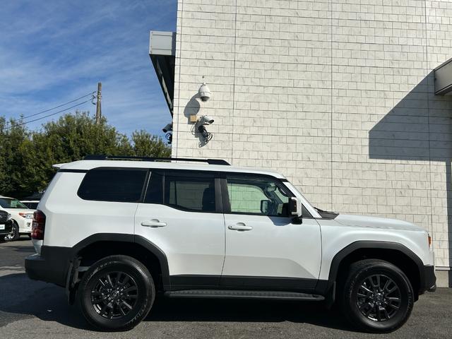 ランドクルーザー250 VX モデリスタPKG サンルーフ 黒レザー 360°カメラ ワンオーナー・禁煙・モデリスタPKG・角目LED・モデリスタPKG・サンルーフ・黒レザー・シートヒーター/クーラー・パノラミックビュー・パワーバックドア・デジタルミラー・FRコーナーセンサー(7枚目)