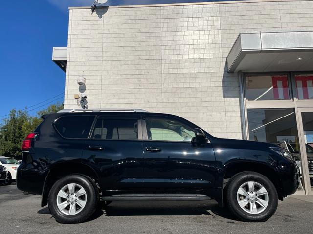 ランドクルーザープラド 後期　禁煙　ディーゼル　検Ｒ９年３月　ワンオーナー　後期・禁煙・ディーゼル・車検Ｒ９年３月・ワンオーナー・ルーフレール・プリクラッシュ・レーダークルーズコントロール・レーンキープ・ＡＬＰＩＮＥナビＴＶ・バックカメラ・ＬＥＤライト・センターデフロック（8枚目）