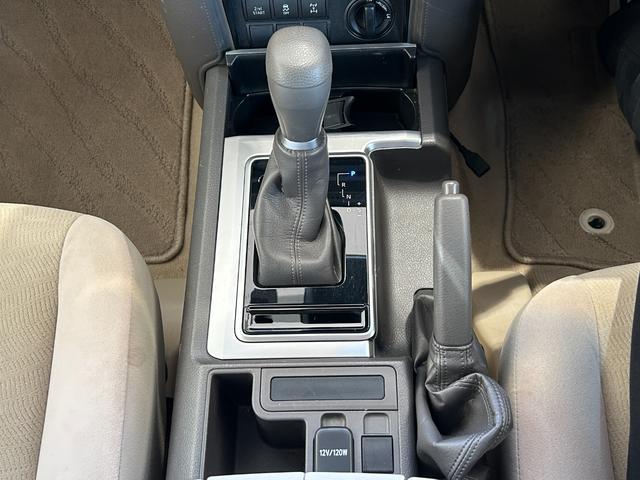 ランドクルーザープラド 後期　禁煙　ディーゼル　検Ｒ９年３月　ワンオーナー　後期・禁煙・ディーゼル・車検Ｒ９年３月・ワンオーナー・ルーフレール・プリクラッシュ・レーダークルーズコントロール・レーンキープ・ＡＬＰＩＮＥナビＴＶ・バックカメラ・ＬＥＤライト・センターデフロック（16枚目）