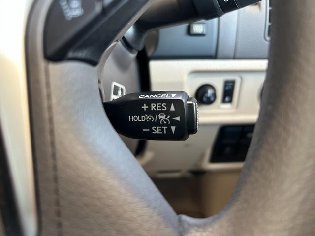 ランドクルーザープラド 後期　禁煙　ディーゼル　検Ｒ９年３月　ワンオーナー　後期・禁煙・ディーゼル・車検Ｒ９年３月・ワンオーナー・ルーフレール・プリクラッシュ・レーダークルーズコントロール・レーンキープ・ＡＬＰＩＮＥナビＴＶ・バックカメラ・ＬＥＤライト・センターデフロック（23枚目）