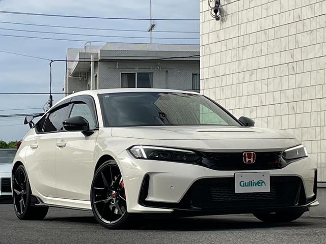 シビック タイプＲ　ターボ　６ＭＴ　ナビＴＶ　７５１８ｋｍ　ワンオーナー　禁煙　７５１８ｋｍ　６ＭＴ　ターボ　ナビＴＶ　バックカメラ　ＢＳＭ　追従クルコン　衝突軽減　レーンキープ　ＵＳＢ　Ｂｌｕｅｔｏｏｔｈ　ＬＥＤライトＦＲドラレコ　ＥＴＣ　スペアキー（3枚目）