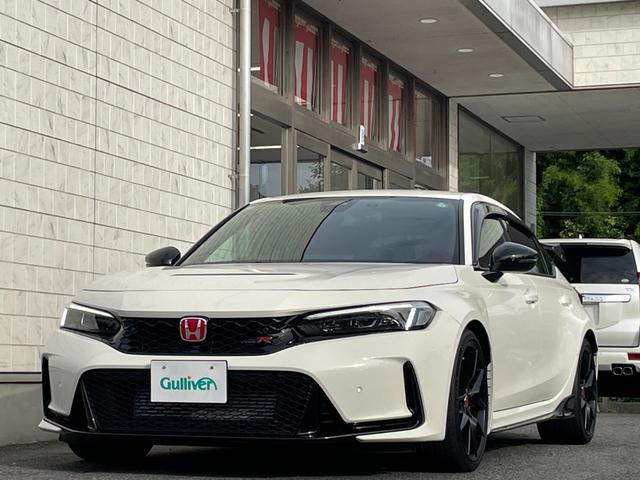 シビック タイプＲ　ターボ　６ＭＴ　ナビＴＶ　７５１８ｋｍ　ワンオーナー　禁煙　７５１８ｋｍ　６ＭＴ　ターボ　ナビＴＶ　バックカメラ　ＢＳＭ　追従クルコン　衝突軽減　レーンキープ　ＵＳＢ　Ｂｌｕｅｔｏｏｔｈ　ＬＥＤライトＦＲドラレコ　ＥＴＣ　スペアキー（5枚目）